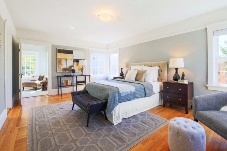 73 Estero Ave 45 945x630 1 768x512