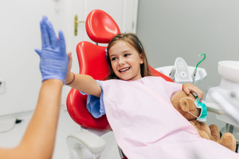 difference between board certified pediatric dentist and a family dentist 1024x683 1 768x512