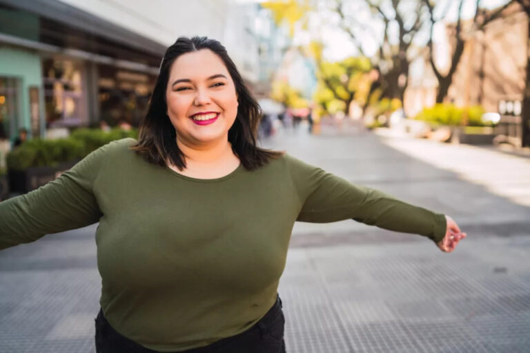 portrait of young plus size woman 1024x683 1 768x512